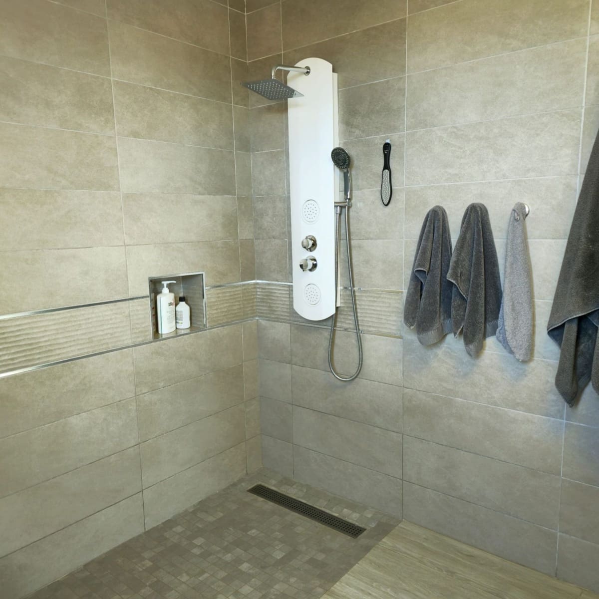 4 bedroom Villa for sale in San Bartolome de Tirajana with pool garage - € 1,450,000 (Ref: 9618906)