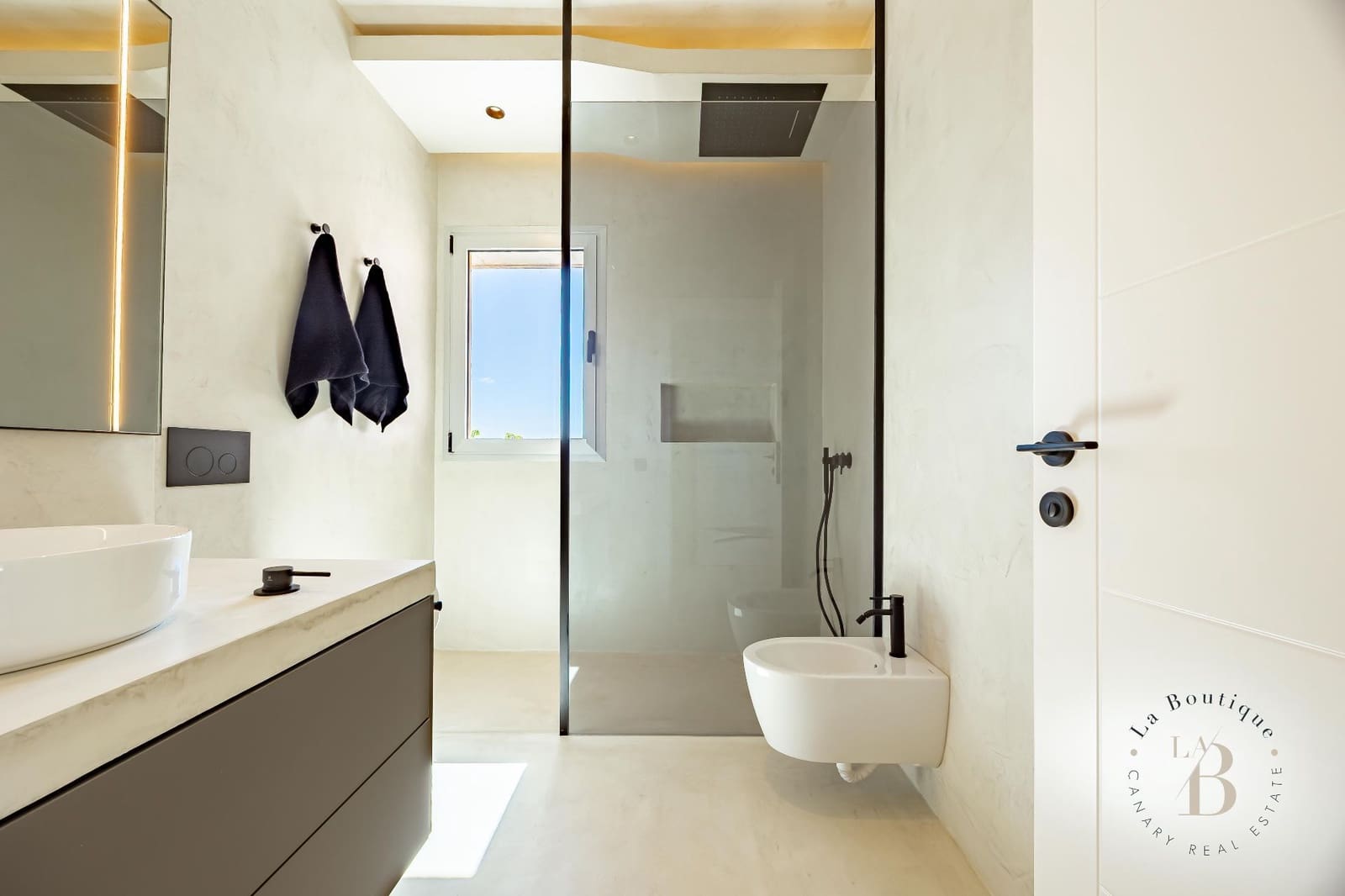 2 soverom Villa til salgs i Salobre Golf med svømmebasseng garasje - € 985 000 (Ref: 9627169)