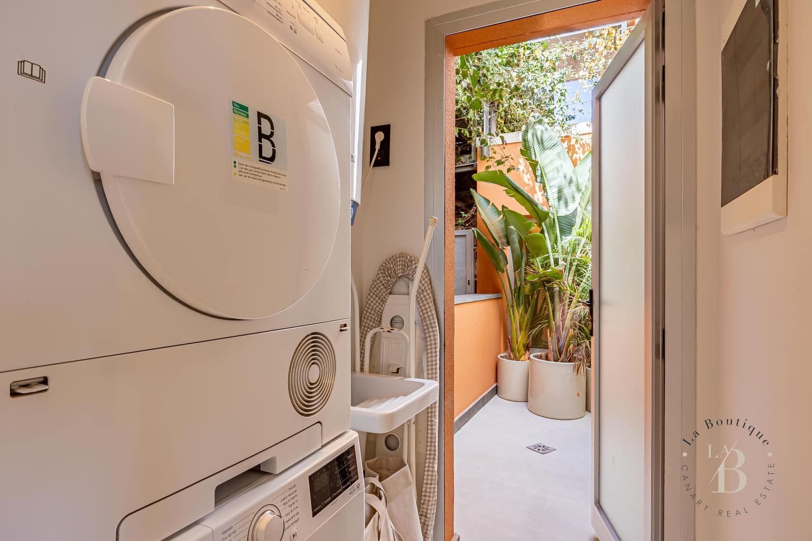 2 soverom Villa til salgs i Salobre Golf med svømmebasseng garasje - € 985 000 (Ref: 9627169)