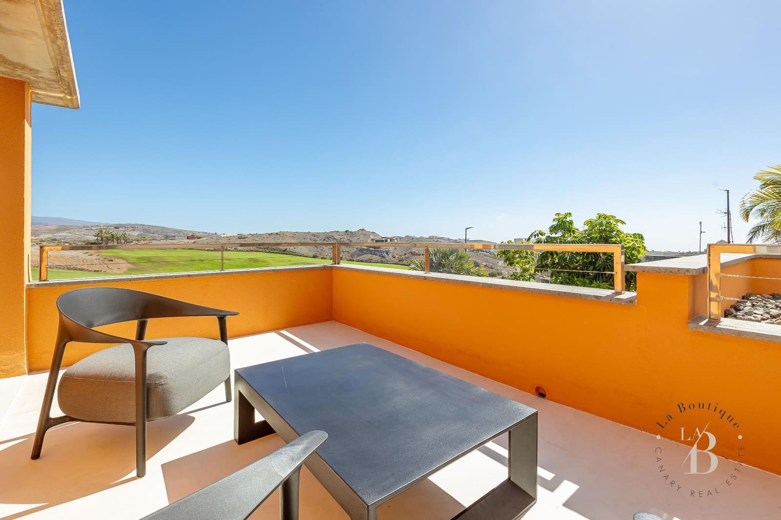 2 soverom Villa til salgs i Salobre Golf med svømmebasseng garasje - € 985 000 (Ref: 9627169)