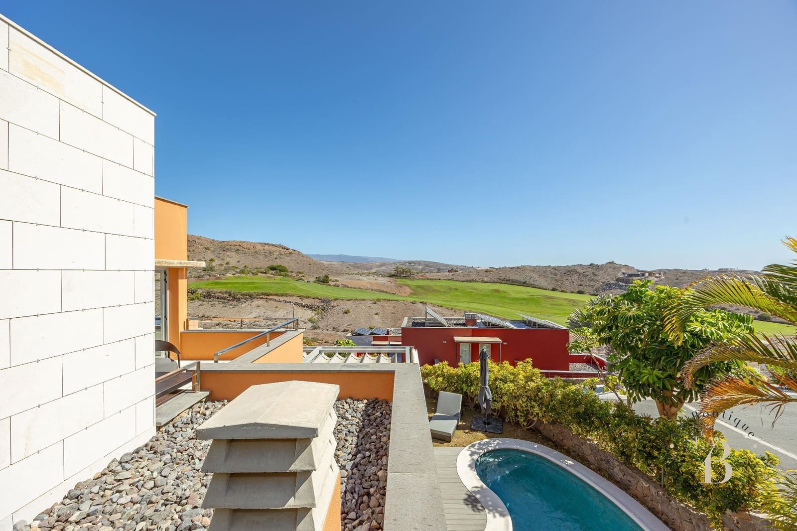 2 soverom Villa til salgs i Salobre Golf med svømmebasseng garasje - € 985 000 (Ref: 9627169)