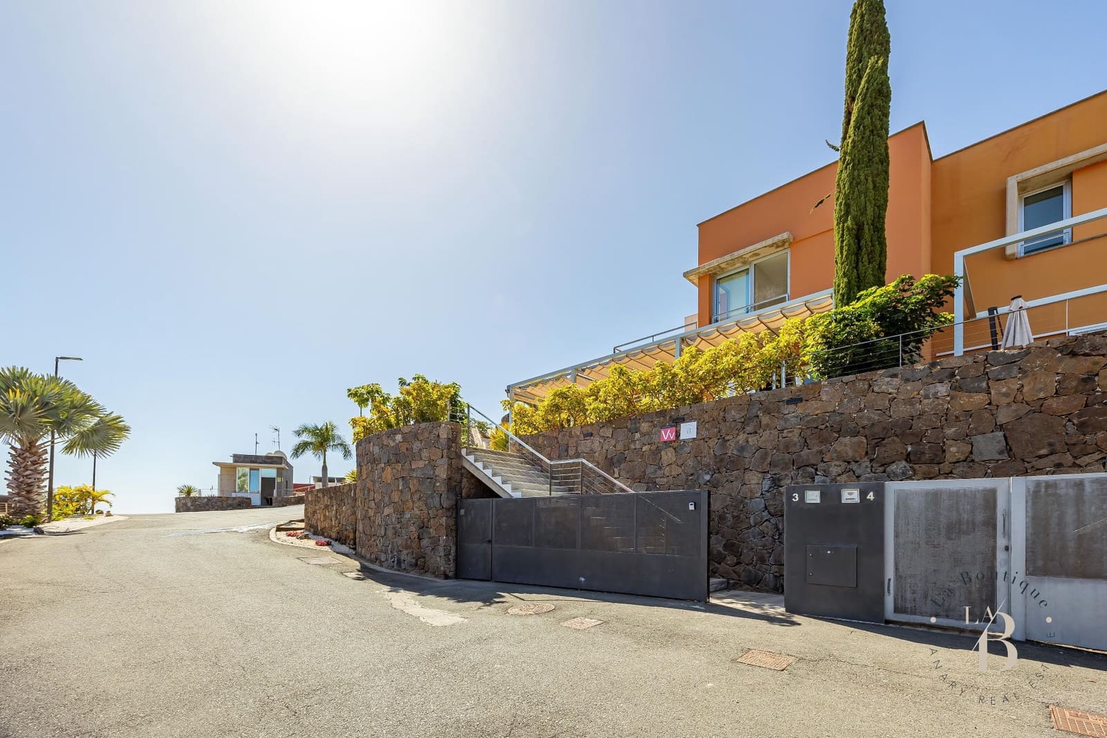 2 soverom Villa til salgs i Salobre Golf med svømmebasseng garasje - € 985 000 (Ref: 9627169)