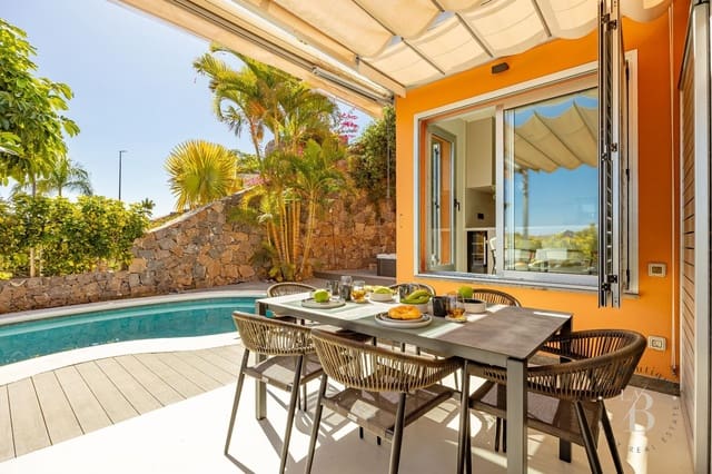 2 soverom Villa til salgs i Salobre Golf, San Bartolomé de Tirajana med svømmebasseng garasje - € 985 000 (Ref: 9627169)