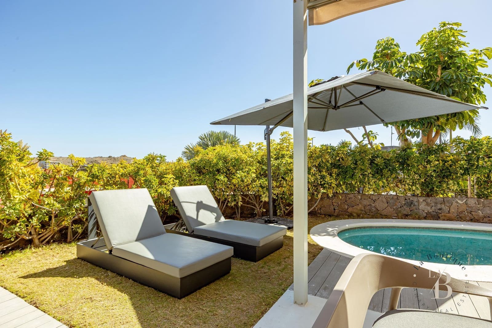 2 soverom Villa til salgs i Salobre Golf med svømmebasseng garasje - € 985 000 (Ref: 9627169)