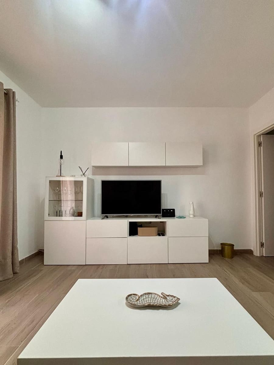 1 makuuhuone Omakotitalo vuokrattavana paikassa San Agustin mukana uima-altaan - 1 500 € (Ref: 9633751)