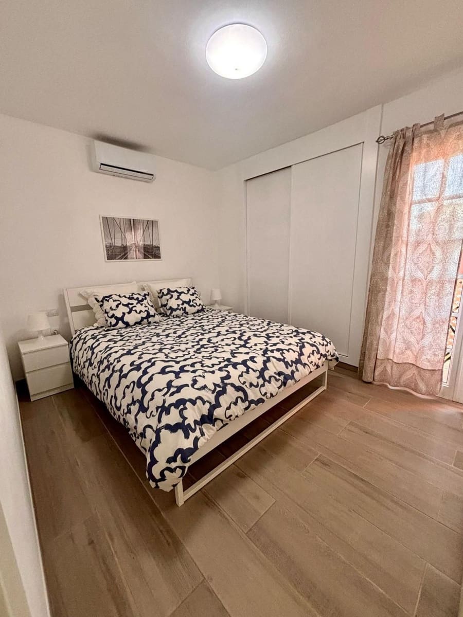 1 makuuhuone Omakotitalo vuokrattavana paikassa San Agustin mukana uima-altaan - 1 500 € (Ref: 9633751)