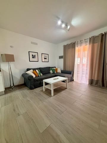 1 makuuhuone Omakotitalo vuokrattavana paikassa San Agustín, San Bartolomé de Tirajana mukana uima-altaan - 1 500 € (Ref: 9633751)