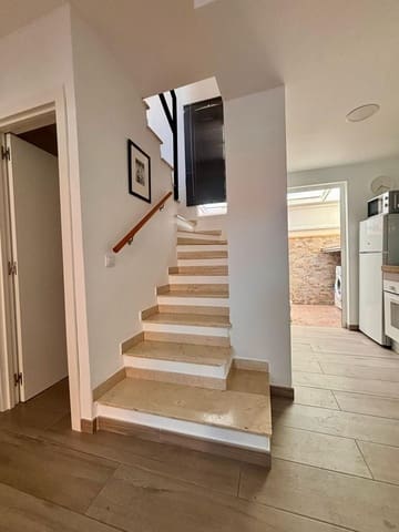 1 makuuhuone Omakotitalo vuokrattavana paikassa San Agustín, San Bartolomé de Tirajana mukana uima-altaan - 1 500 € (Ref: 9633751)