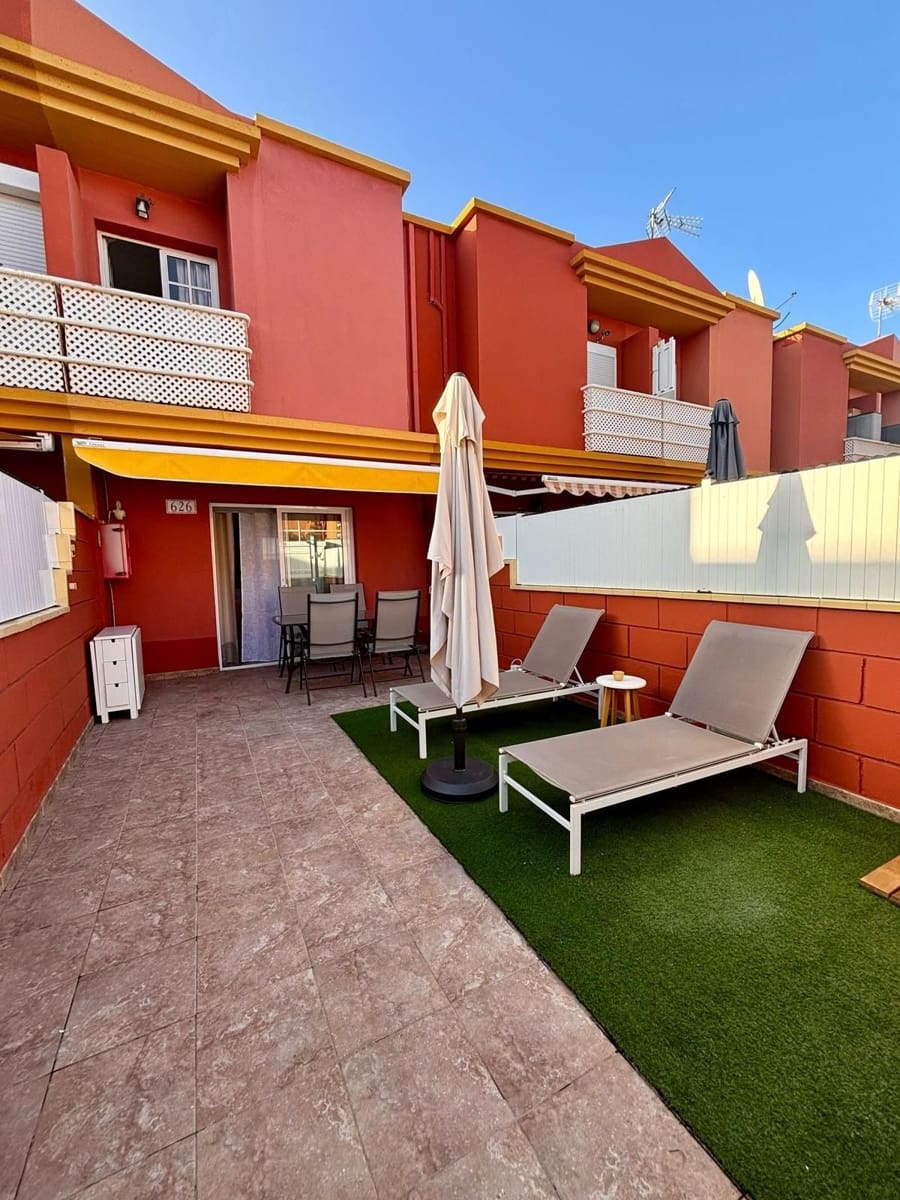 1 makuuhuone Omakotitalo vuokrattavana paikassa San Agustin mukana uima-altaan - 1 500 € (Ref: 9633751)