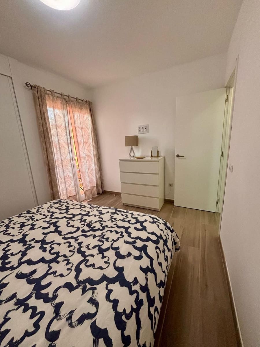 1 makuuhuone Omakotitalo vuokrattavana paikassa San Agustin mukana uima-altaan - 1 500 € (Ref: 9633751)