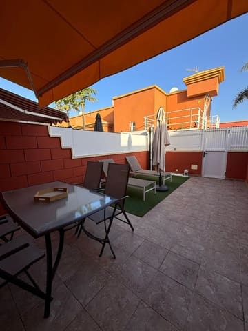 1 makuuhuone Omakotitalo vuokrattavana paikassa San Agustín, San Bartolomé de Tirajana mukana uima-altaan - 1 500 € (Ref: 9633751)