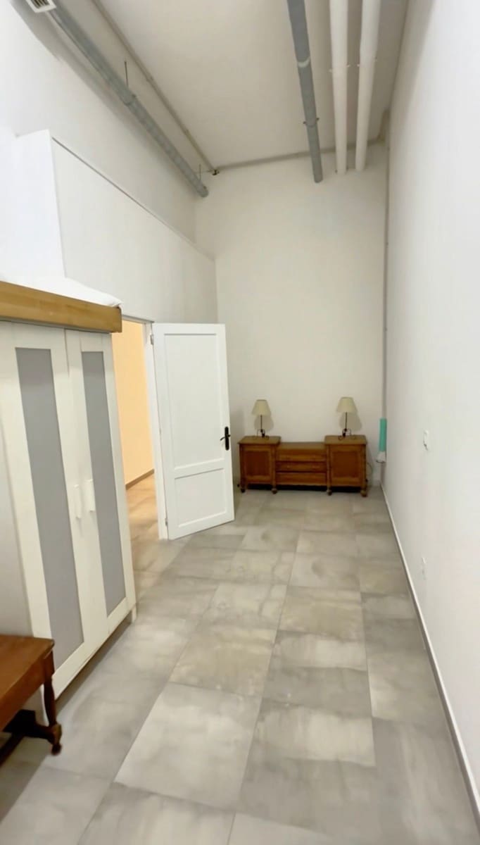 1 sypialnia Komercyjne na sprzedaż w Las Palmas de Gran Canaria - 190 000 € (Ref: 9658292)