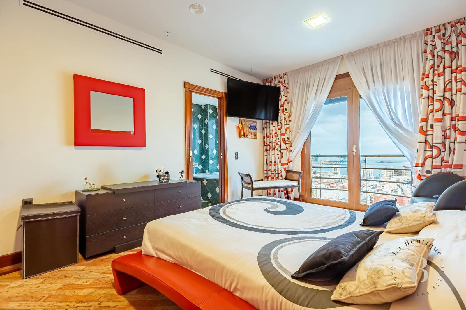 6 chambre Villa/Maison à vendre à Las Palmas de Gran Canaria avec piscine garage - 6 500 000 € (Ref: 9714473)