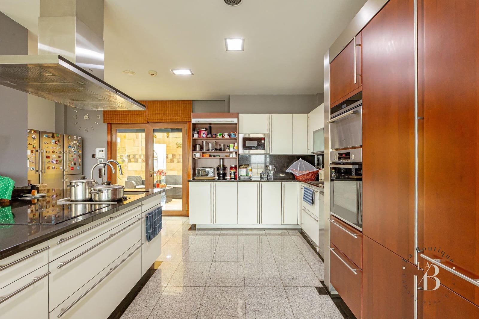 6 chambre Villa/Maison à vendre à Las Palmas de Gran Canaria avec piscine garage - 6 500 000 € (Ref: 9714473)