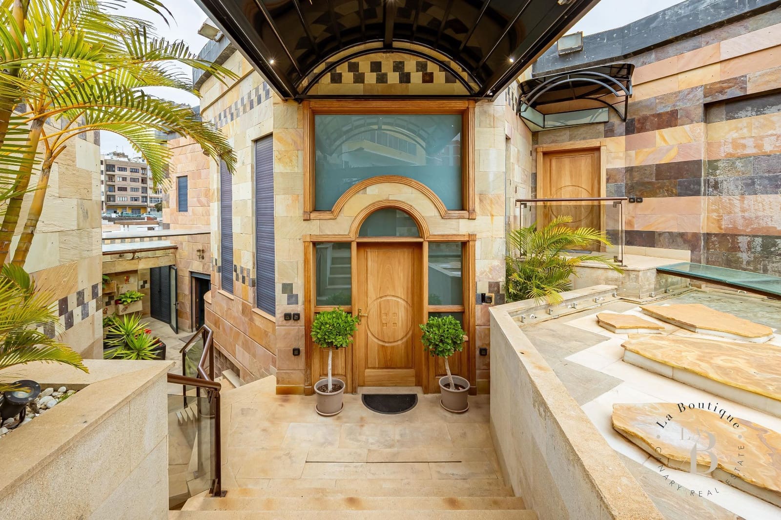 6 chambre Villa/Maison à vendre à Las Palmas de Gran Canaria avec piscine garage - 6 500 000 € (Ref: 9714473)