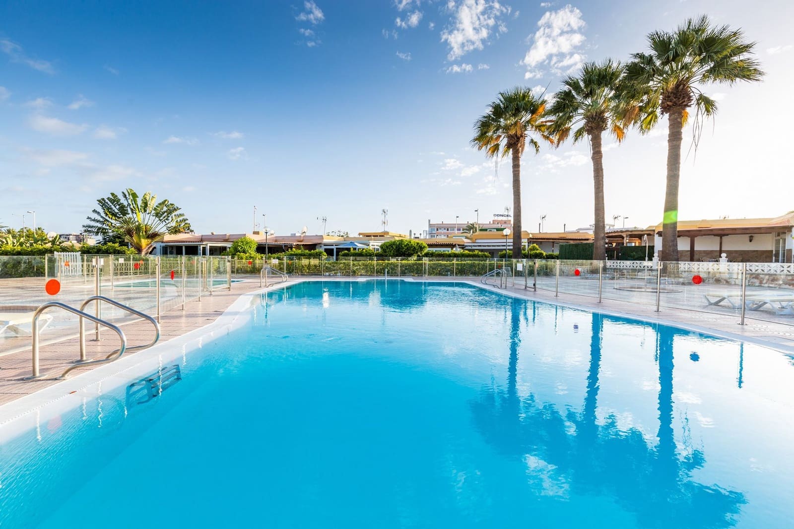 3 Zimmer Bungalow zu verkaufen in Playa del Ingles mit Pool Garage - 470.000 € (Ref: 9719448)