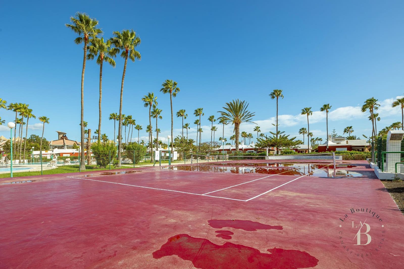 2 bedroom Bungalow for sale in Campo Internacional with pool garage - € 375,000 (Ref: 9721068)