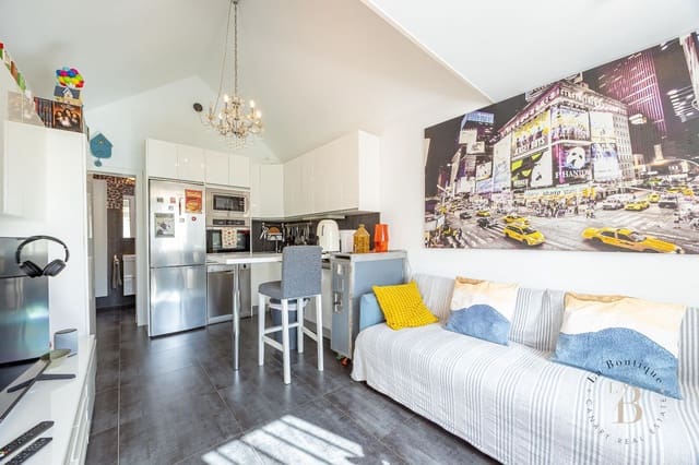 Bungalow de 2 habitaciones en Campo Internacional, San Bartolomé de Tirajana en venta con piscina garaje - 375.000 € (Ref: 9721068)