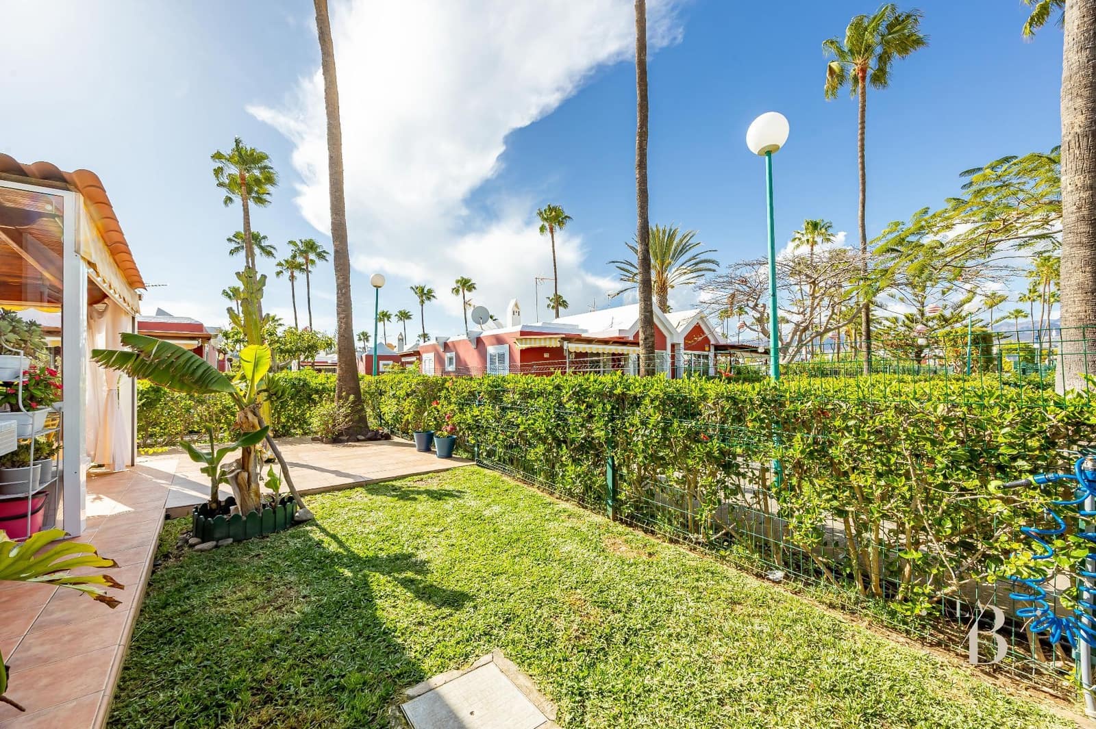 2 bedroom Bungalow for sale in Campo Internacional with pool garage - € 375,000 (Ref: 9721068)