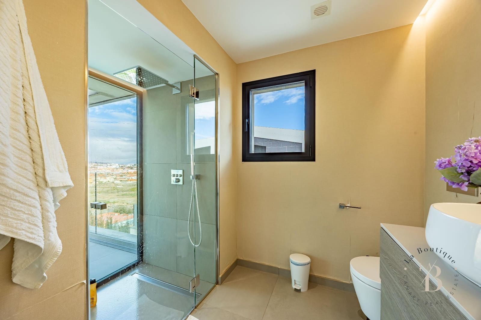 4 bedroom Villa for sale in Meloneras with pool garage - € 2,500,000 (Ref: 9726314)