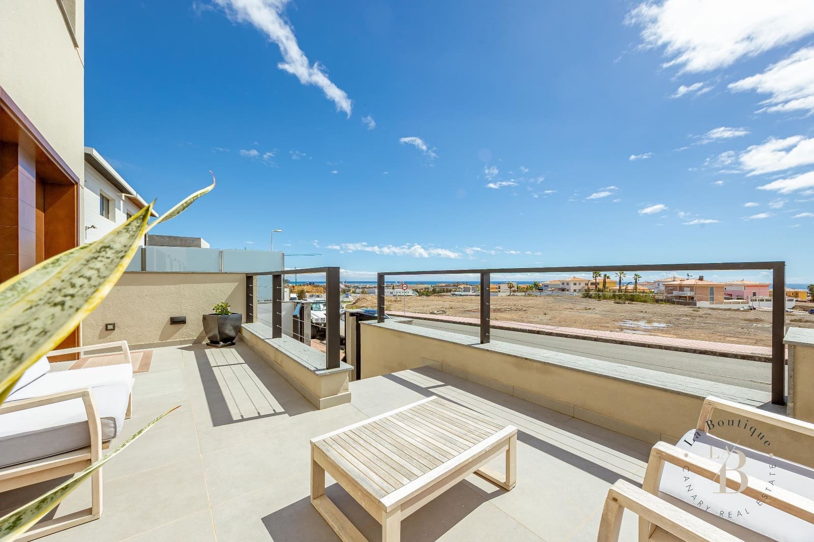 4 bedroom Villa for sale in Meloneras with pool garage - € 2,500,000 (Ref: 9726314)