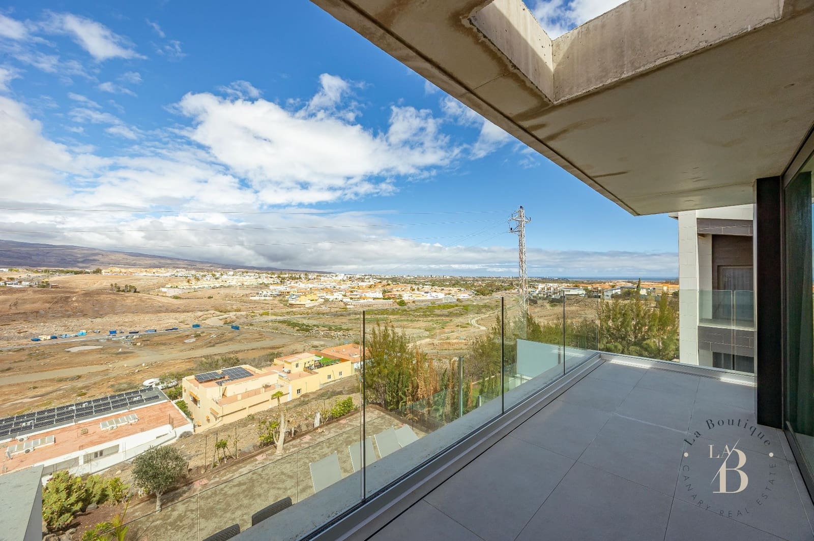 4 bedroom Villa for sale in Meloneras with pool garage - € 2,500,000 (Ref: 9726314)