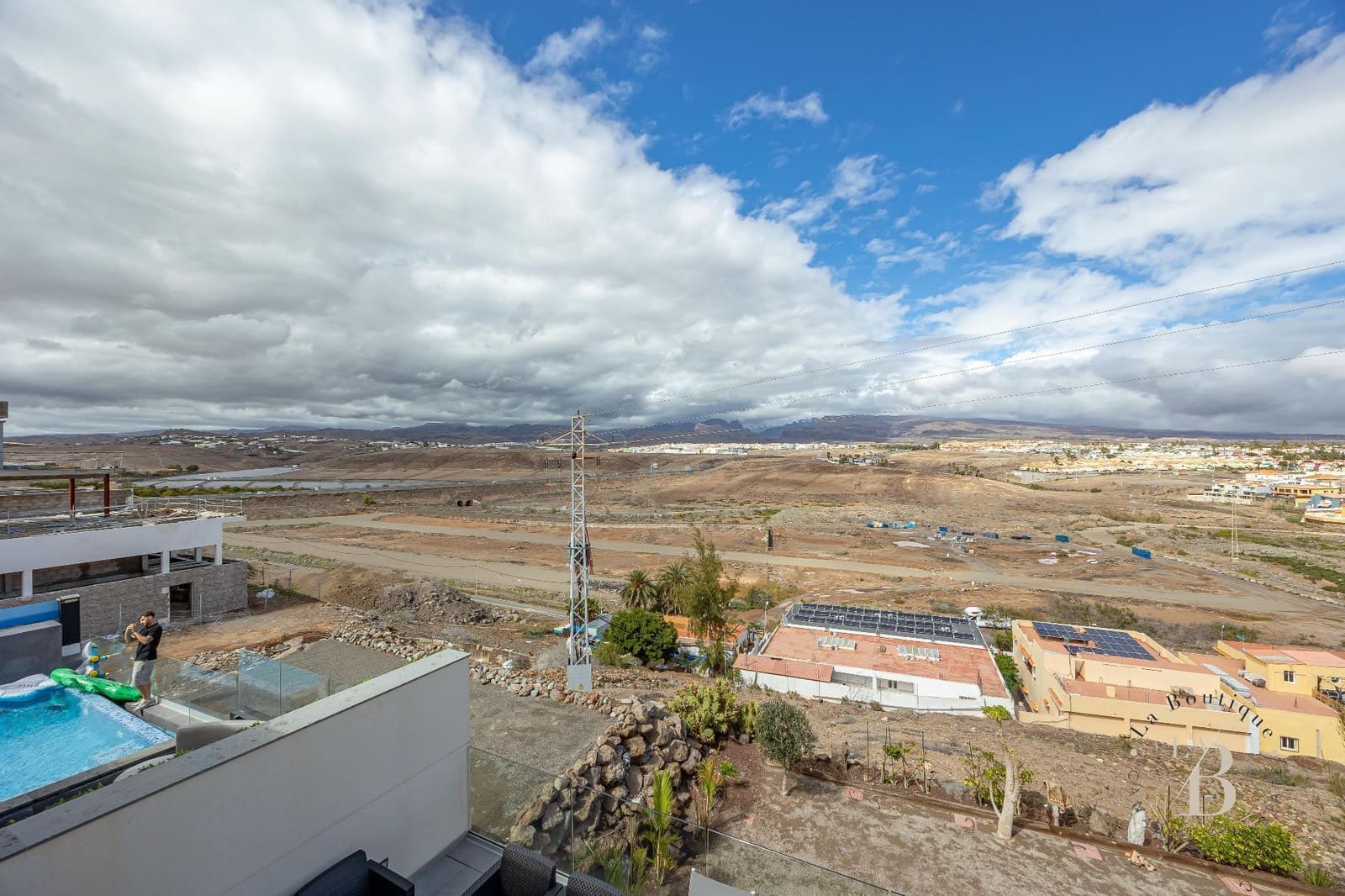 4 bedroom Villa for sale in Meloneras with pool garage - € 2,500,000 (Ref: 9726314)