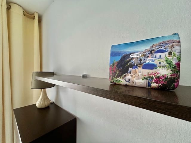 1 soverom Bungalow til leie i Campo Internacional, San Bartolomé de Tirajana med svømmebasseng - € 1 000 (Ref: 9798625)