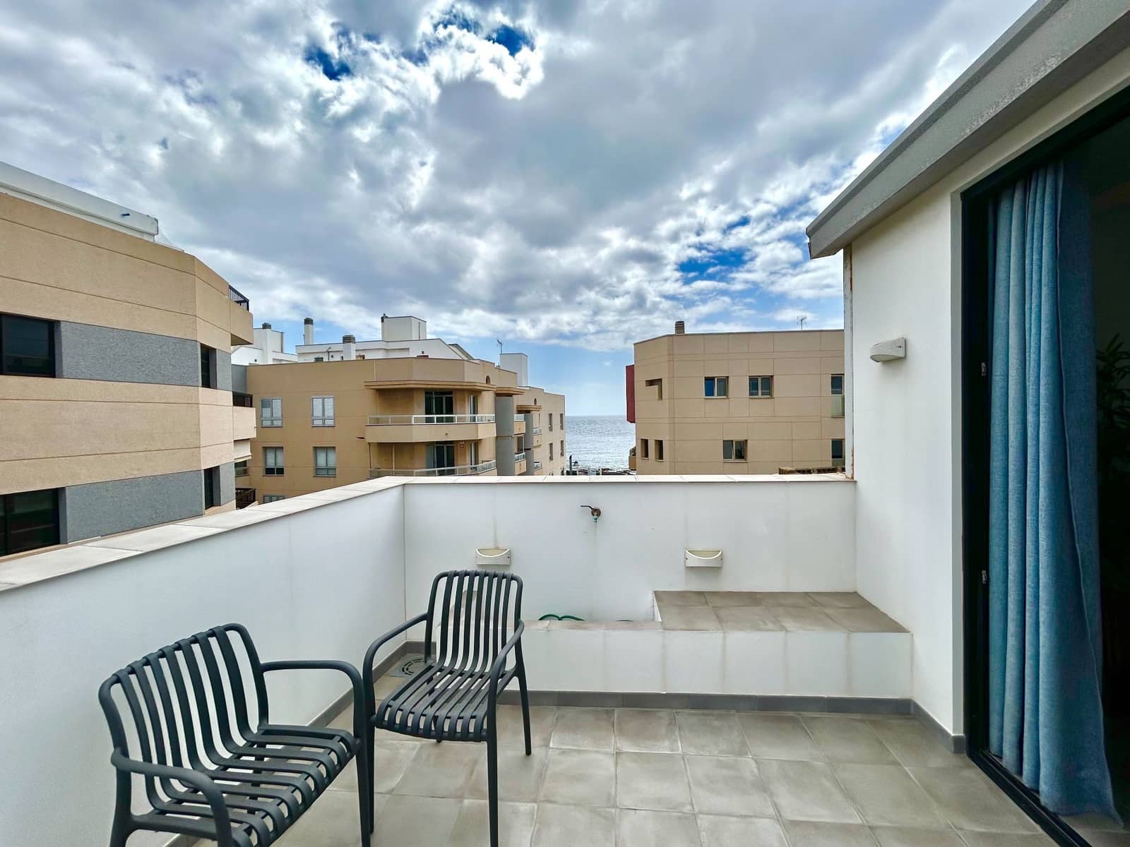 1 camera da letto Attico da affittare in Arinaga - 950 € (Rif: 9798626)