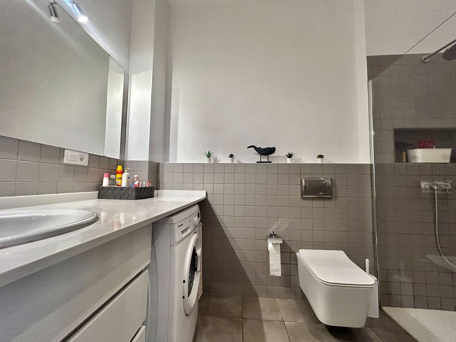 2 slaapkamer Appartement te huur in Arinaga - € 1.100 (Ref: 9798627)