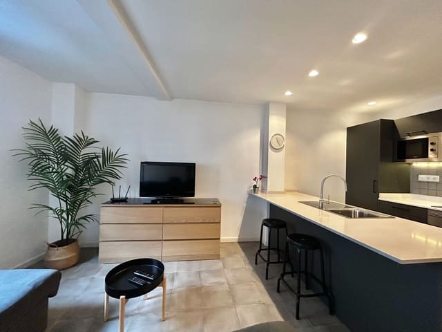 2 slaapkamer Flat te huur in Arinaga, Agüimes - € 1.100 (Ref: 9798628)