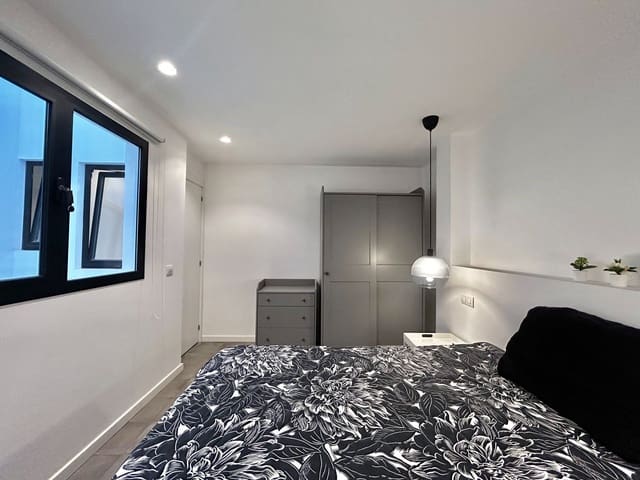 2 slaapkamer Flat te huur in Arinaga, Agüimes - € 1.100 (Ref: 9798628)