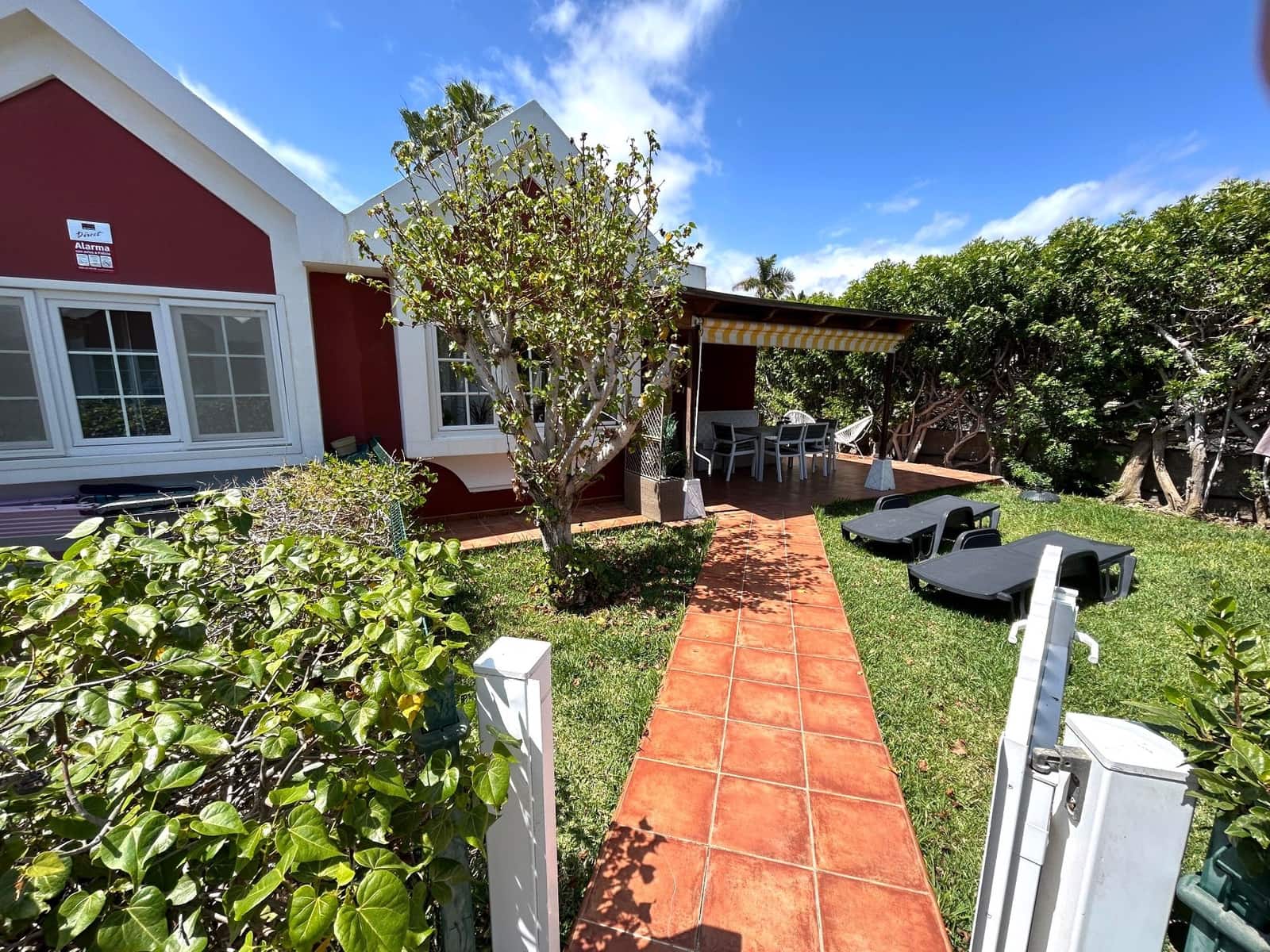 1 bedroom Bungalow for sale in Campo Internacional with pool garage - € 380,000 (Ref: 9806059)