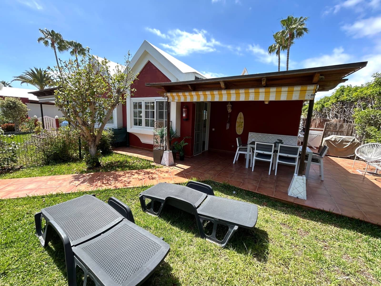 1 bedroom Bungalow for sale in Campo Internacional with pool garage - € 380,000 (Ref: 9806059)