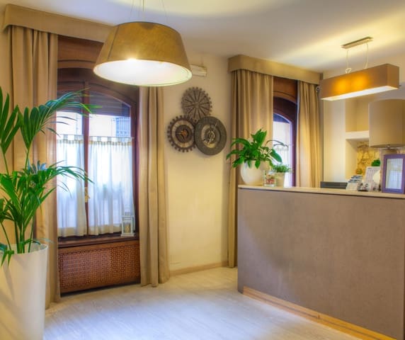 13 bedroom Hotel for sale in Breña Alta - € 2,200,000 (Ref: 9821984)