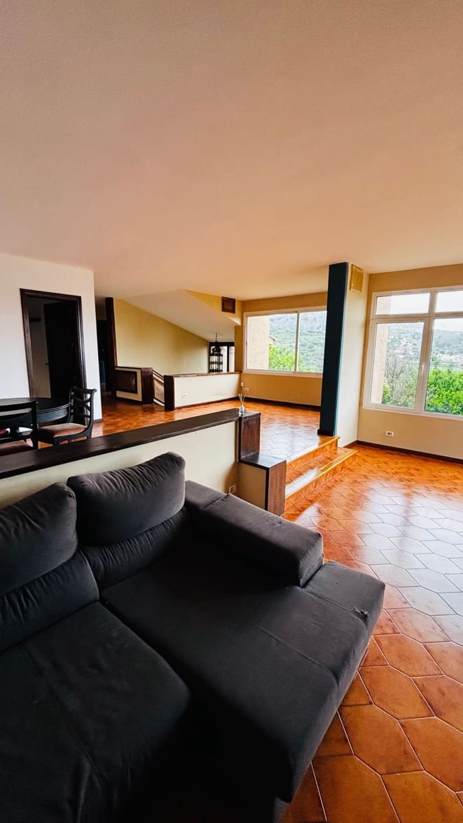 5 soverom Villa til salgs i Las Palmas de Gran Canaria - € 620 000 (Ref: 9828246)