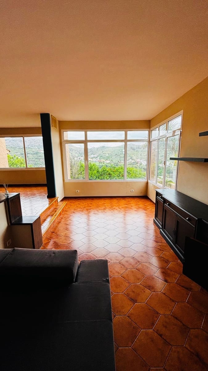 5 soverom Villa til salgs i Las Palmas de Gran Canaria - € 620 000 (Ref: 9828246)