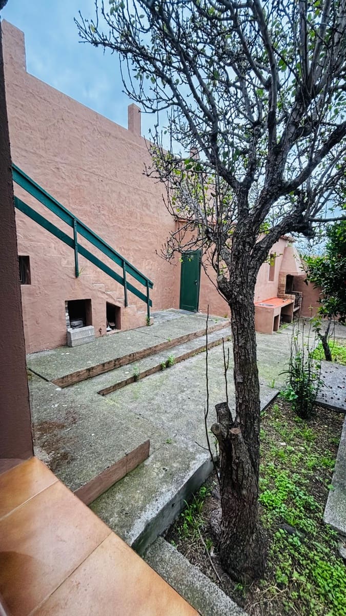 5 soverom Villa til salgs i Las Palmas de Gran Canaria - € 620 000 (Ref: 9828246)