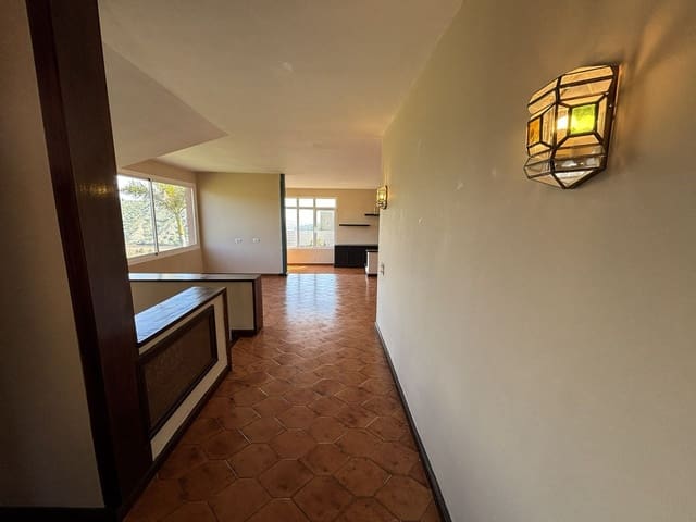 5 soveværelse Villa til salg i Tafira, Las Palmas de Gran Canaria - € 620.000 (Ref: 9828246)