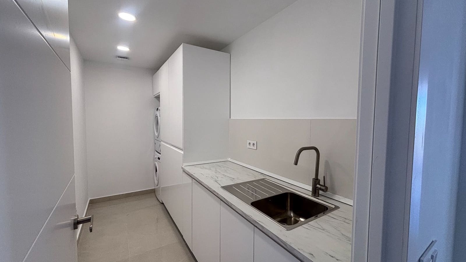 3 bedroom Villa for rent in Pasito Blanco with pool garage - € 3,600 (Ref: 9835162)