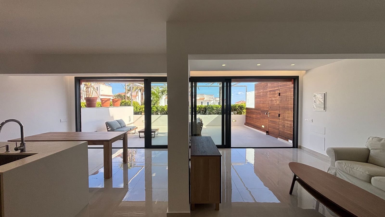 3 bedroom Villa for rent in Pasito Blanco with pool garage - € 3,600 (Ref: 9835162)