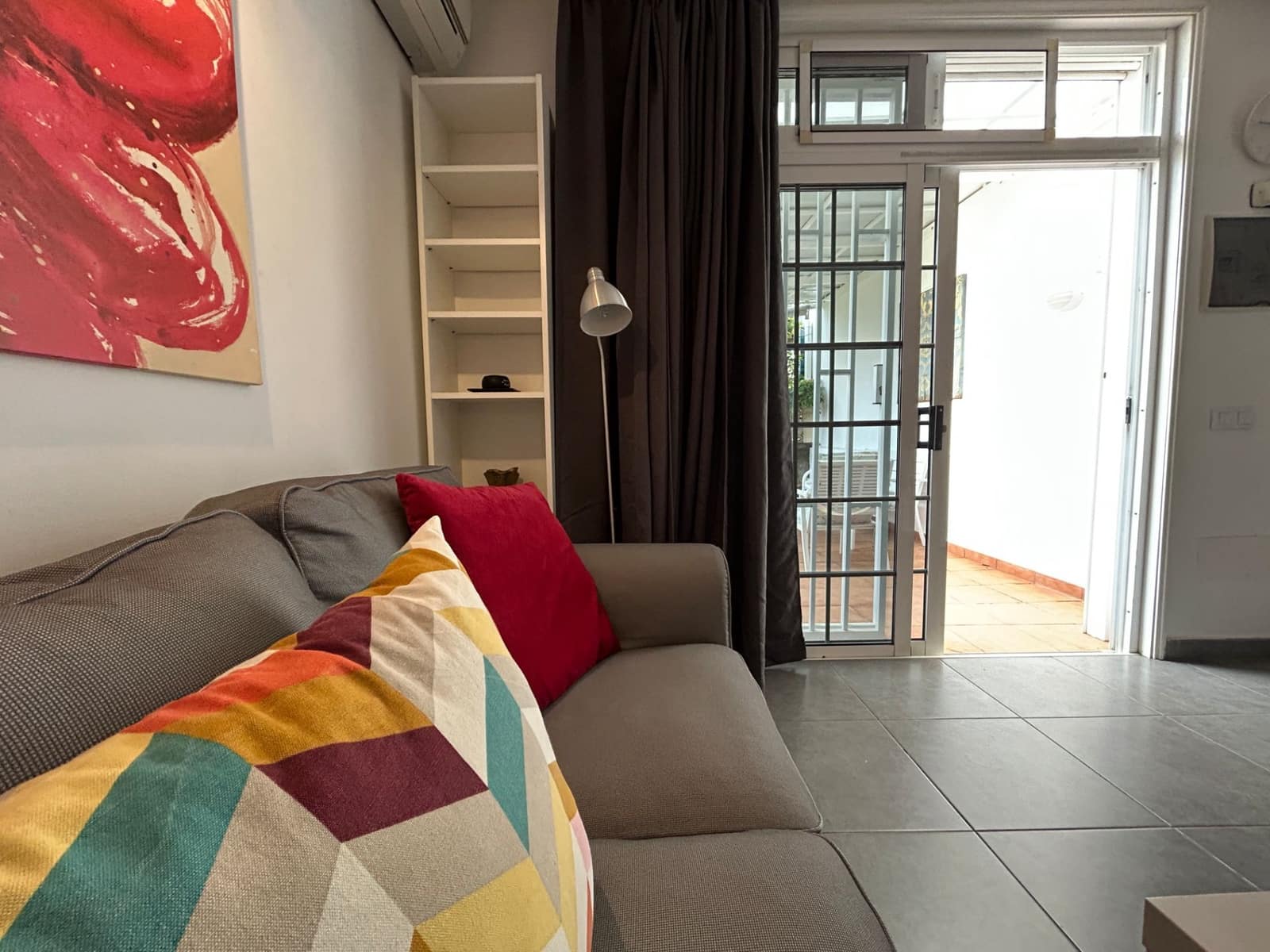 2 bedroom Bungalow for rent in Playa del Ingles with pool - € 1,250 (Ref: 9864006)