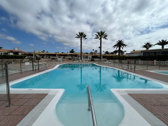 2 camera da letto Bungalow da affittare in Playa del Inglés, San Bartolomé de Tirajana con piscina - 1.250 € (Rif: 9864006)