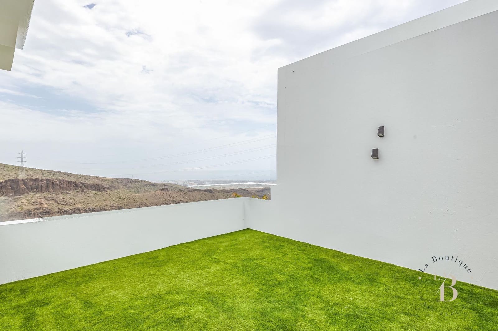 4 soverom Villa til leie i Monte Leon med svømmebasseng garasje - € 3 000 (Ref: 9880550)