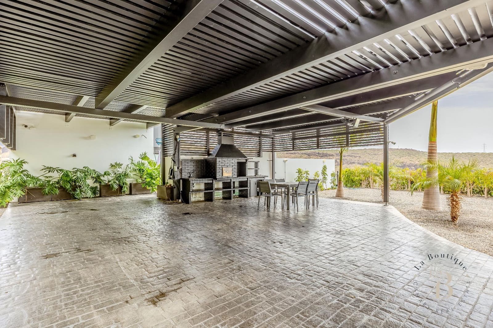 4 soverom Villa til leie i Monte Leon med svømmebasseng garasje - € 3 000 (Ref: 9880550)