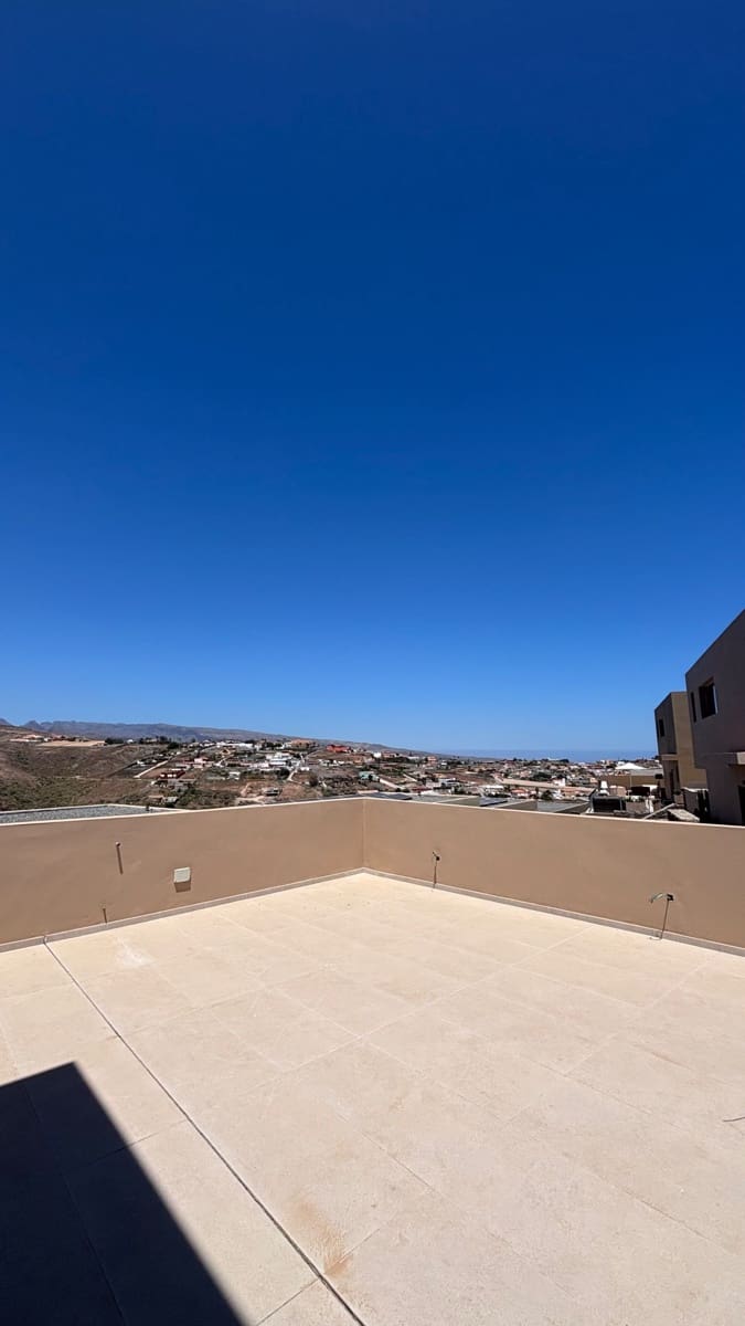 3 bedroom Villa for sale in Salobre Golf with pool garage - € 880,000 (Ref: 9883998)