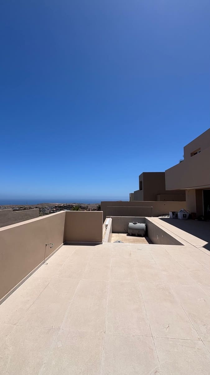 3 bedroom Villa for sale in Salobre Golf with pool garage - € 880,000 (Ref: 9883998)