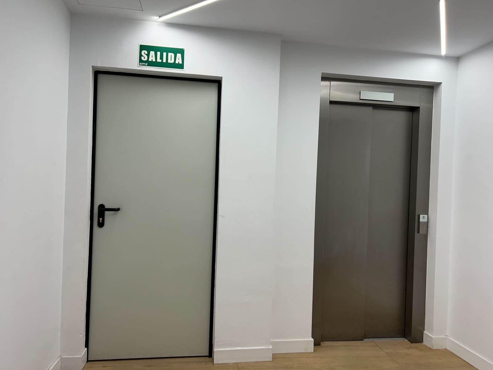 Appartement de 2 chambres à louer à Arguineguin avec garage - 1 690 € (Ref: 9883999)