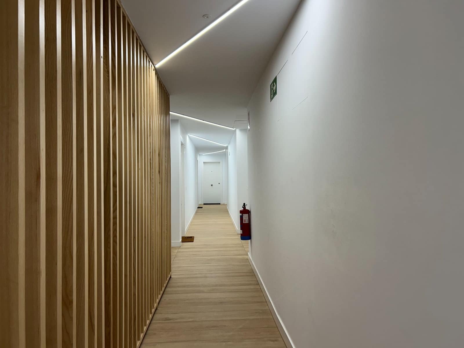 Appartement de 2 chambres à louer à Arguineguin avec garage - 1 690 € (Ref: 9883999)