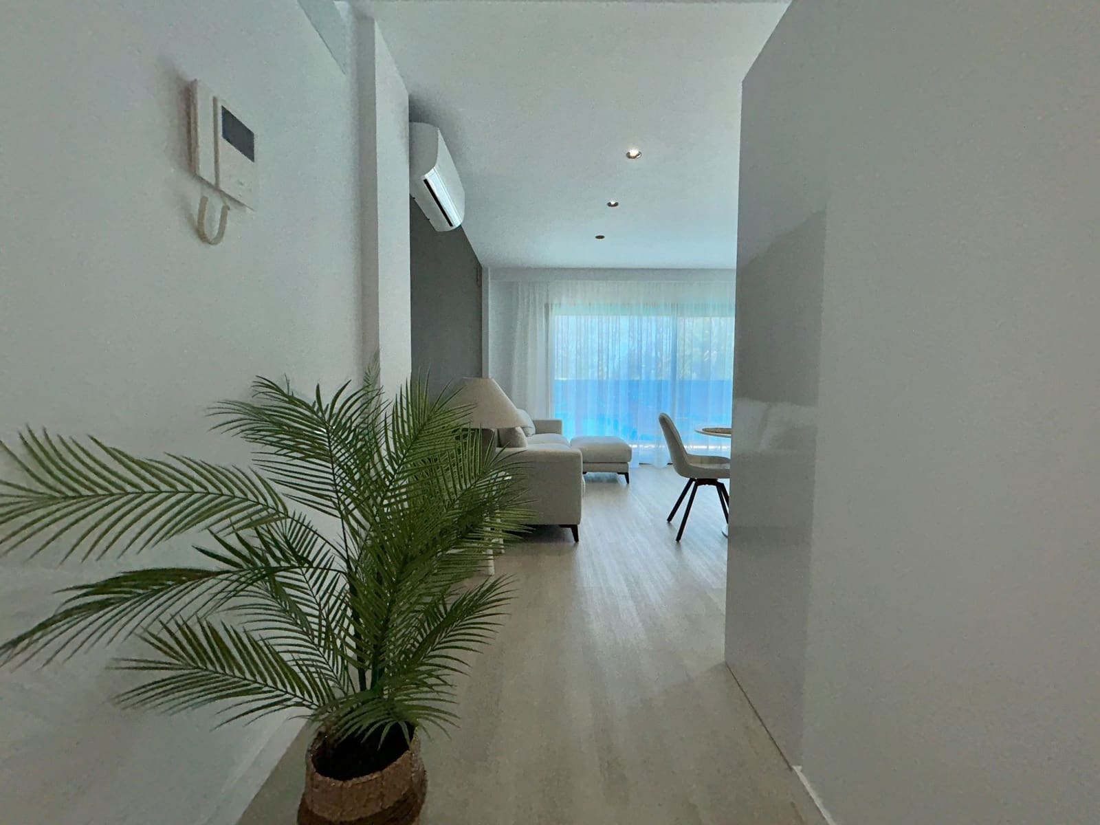 Appartement de 2 chambres à louer à Arguineguin avec garage - 1 690 € (Ref: 9883999)